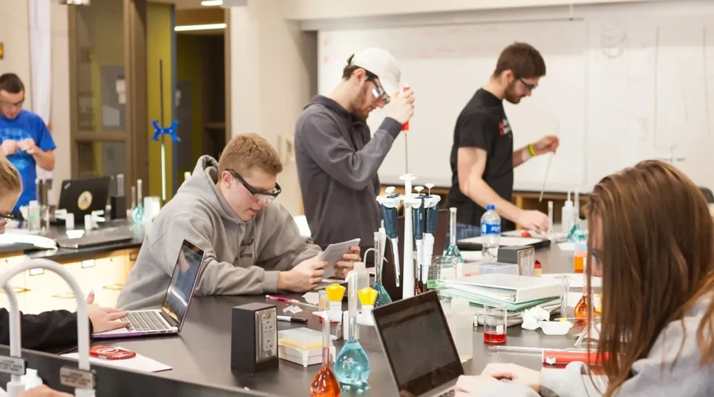 Building a Startup for an Aging Population: Your Guide to the Longevity Economy